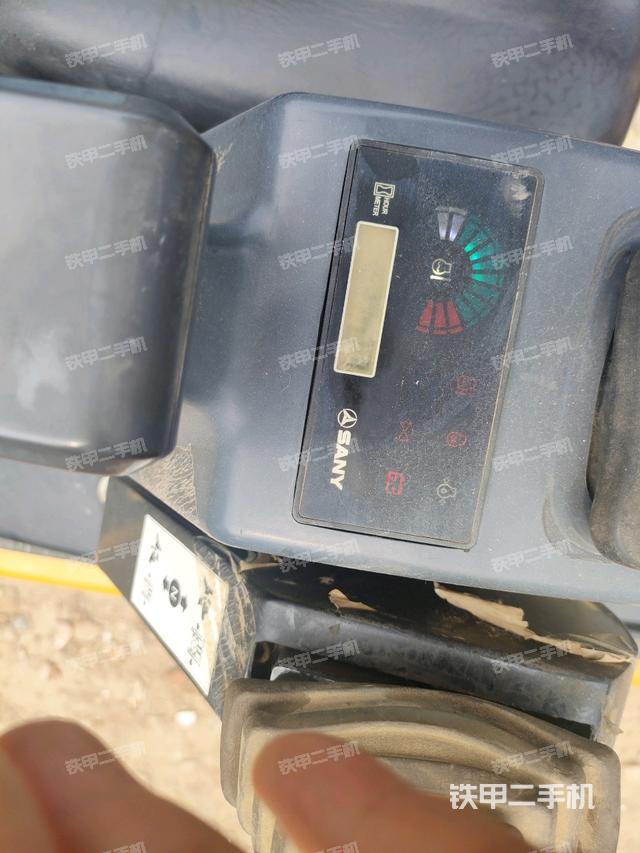 显示屏 （驾驶室部分）