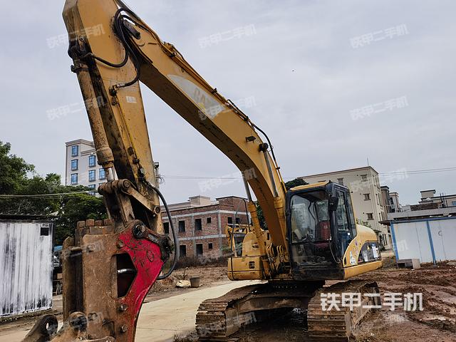 卡特彼勒320C挖掘机