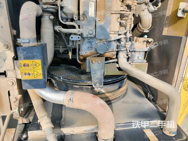 水箱+風(fēng)扇特寫(上車部件) 水箱+風(fēng)扇特寫(上車部件)