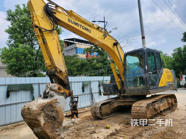 住友SH130-6挖掘機(jī)
