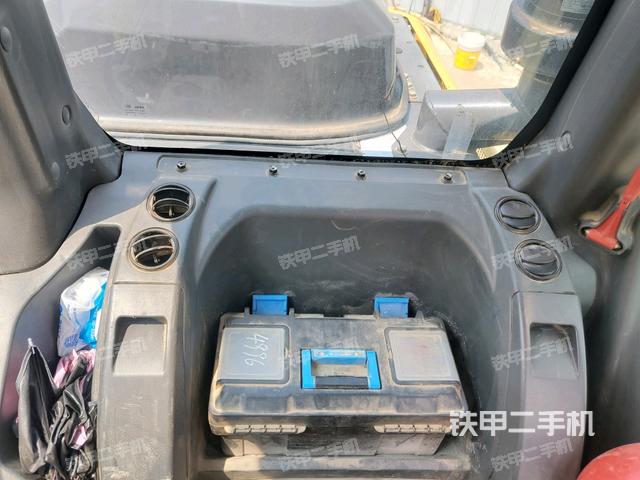 座椅后部(駕駛室部分) 座椅后部(駕駛室部分)