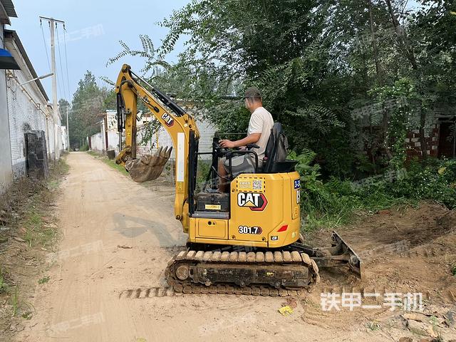 卡特彼勒CAT®301.7 CR 微型液压挖掘机