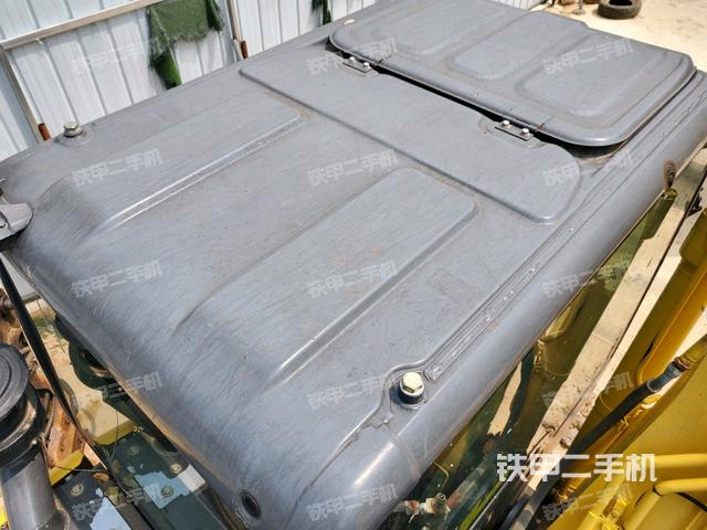 駕駛室頂部俯視(上車部件) 駕駛室頂部俯視(上車部件)