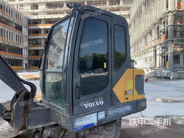 沃尔沃EC55D挖掘机