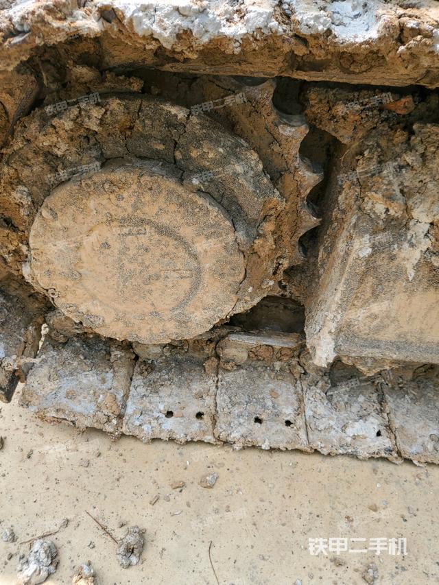 左側(cè)行走馬達(dá)蓋板(行走機(jī)構(gòu)) 左側(cè)行走馬達(dá)蓋板(行走機(jī)構(gòu))