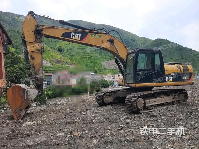 卡特彼勒323DL挖掘机