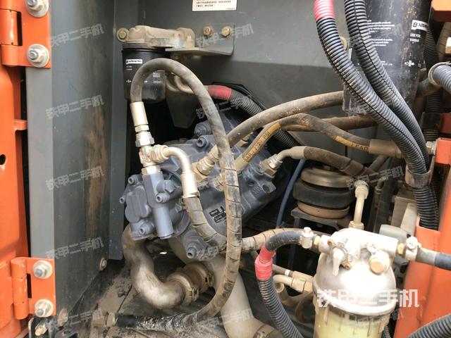 液壓泵室（大件艙室）