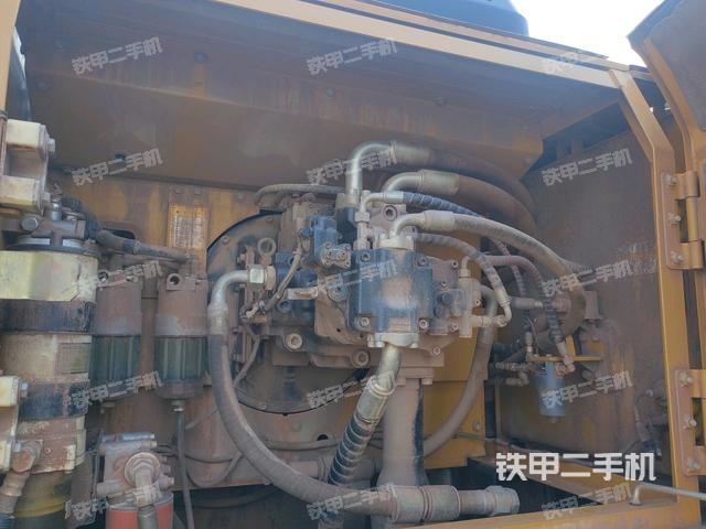 散熱器正面（大件艙室）