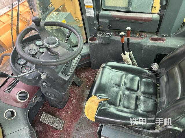 驾驶室工作台（整机外观及大件）