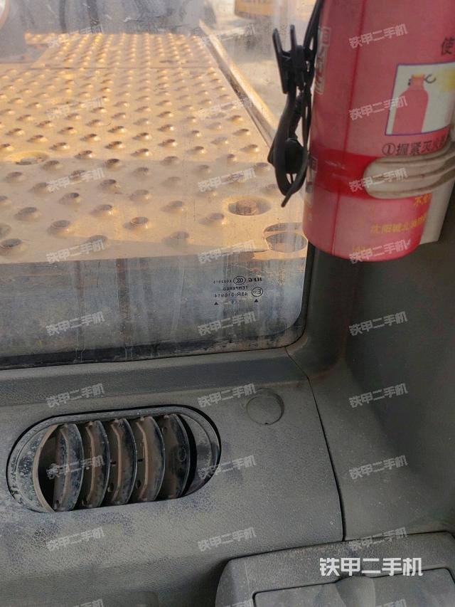 駕駛室左后45度（駕駛室部分）