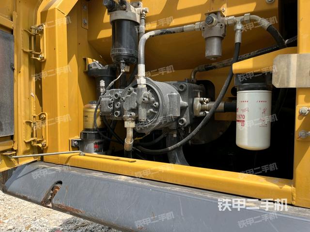 液壓泵室（大件艙室）