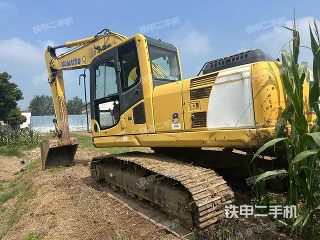 小松PC200-8挖掘机