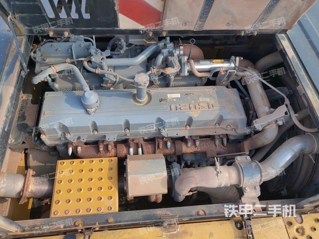 駕駛室頂部俯視（上車部件）