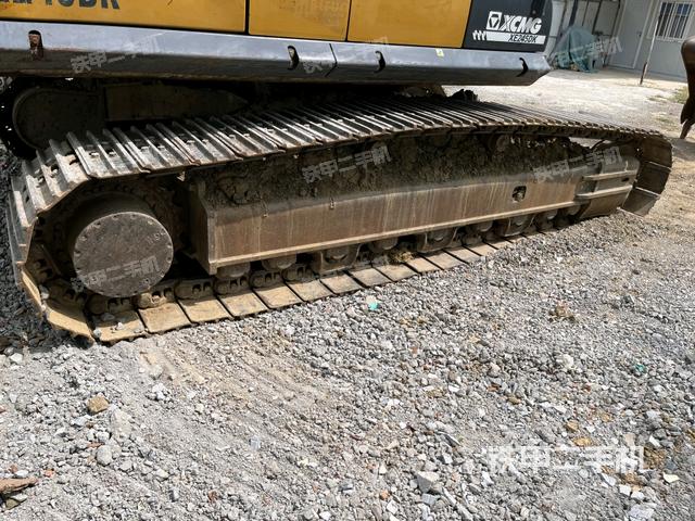 右側(cè)履帶整體（行走機構(gòu)）