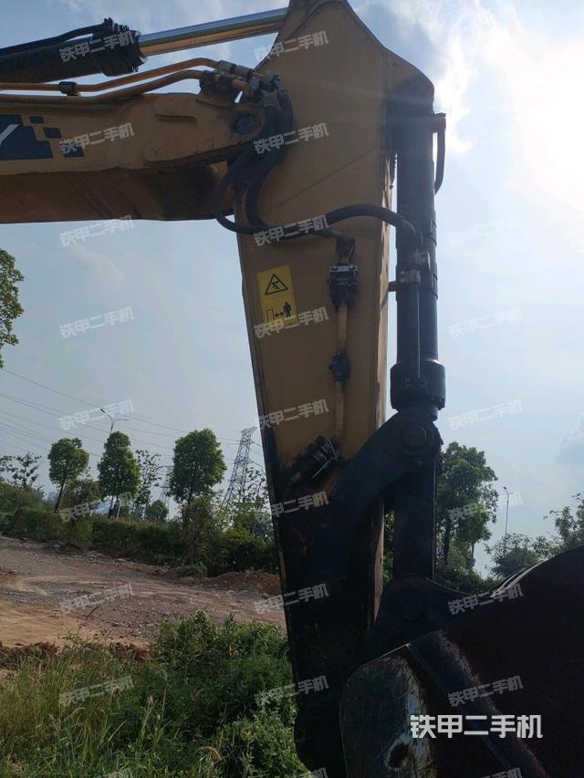 大臂整體?右側(cè)（工作和回轉(zhuǎn)裝置）