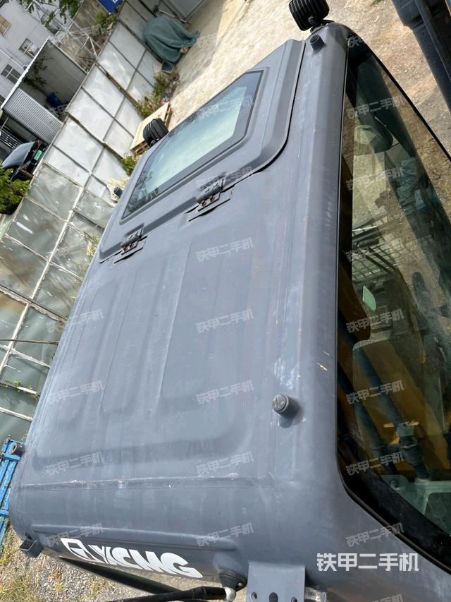 駕駛室頂部俯視（上車部件）