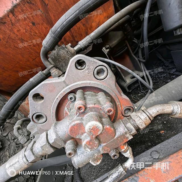 液壓泵斜45?左（大件艙室）