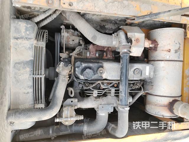 發(fā)動(dòng)機(jī)室(上車部件) 發(fā)動(dòng)機(jī)室(上車部件)