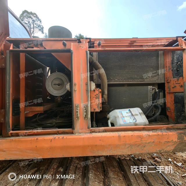 電瓶（大件艙室）