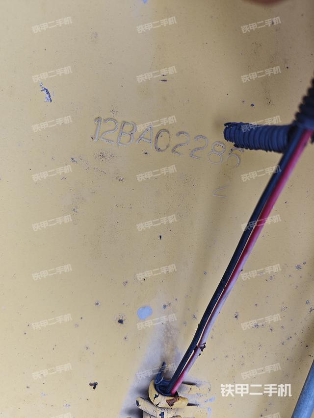 駕駛室頂部（整機(jī)外觀）