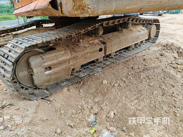 左側(cè)履帶整體?(行走機構(gòu)) 左側(cè)履帶整體?(行走機構(gòu))