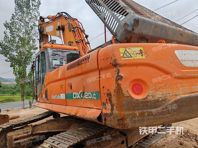 左后45(整機外觀) 左后45(整機外觀)