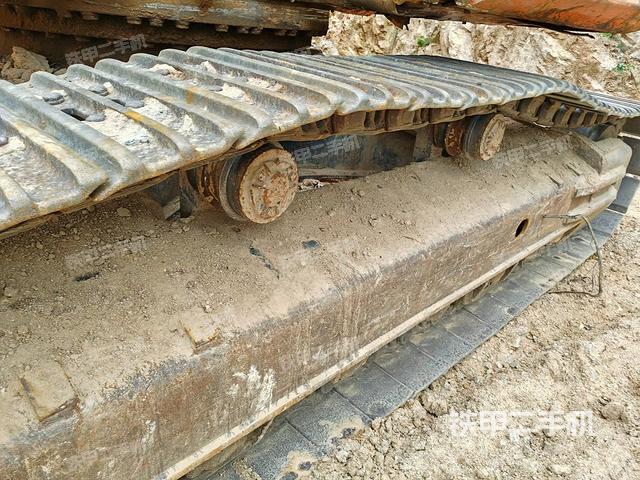 左導(dǎo)向輪(行走機構(gòu)) 左導(dǎo)向輪(行走機構(gòu))