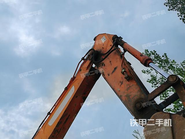 小臂整體左后（工作和回轉(zhuǎn)裝置）