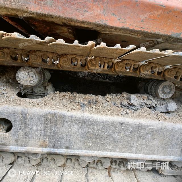 左側(cè)行走馬達(dá)蓋板（行走機(jī)構(gòu)）