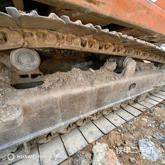 右側(cè)履帶整體（行走機(jī)構(gòu)）