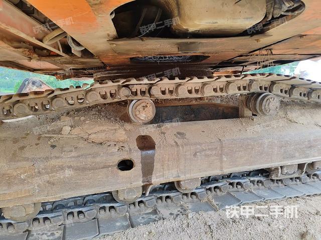 左托鏈輪和鏈筋(行走機構(gòu)) 左托鏈輪和鏈筋(行走機構(gòu))