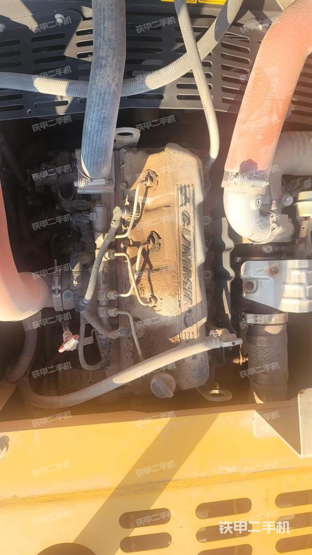 發(fā)動(dòng)機(jī)整體俯視（整機(jī)外觀）