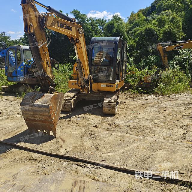 柳工CLG9055E挖掘机