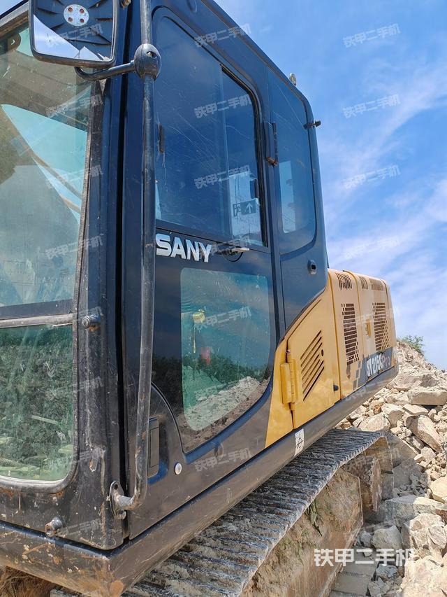 驾驶室正侧（驾驶室部分）