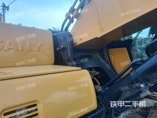 大臂根部?斜視（工作和回轉(zhuǎn)裝置）