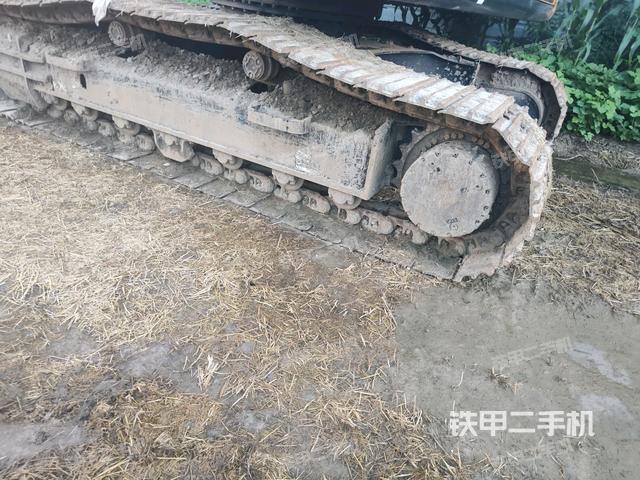 左側(cè)履帶整體?（行走機(jī)構(gòu)）