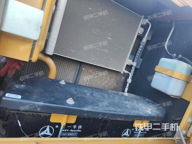 散熱器正面（大件艙室）