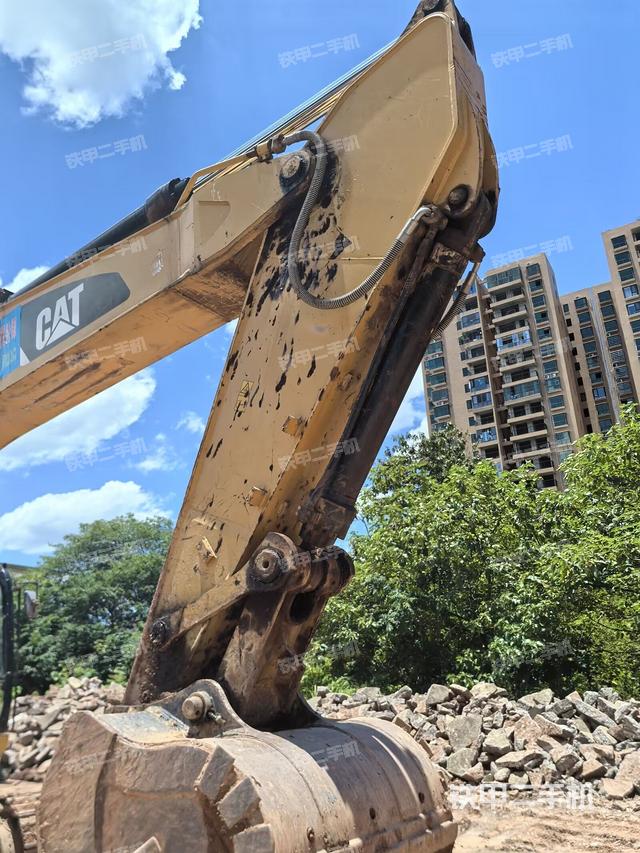 大臂根部?斜視（工作和回轉(zhuǎn)裝置）