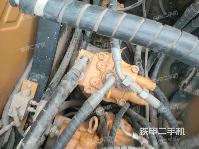 駕駛室頂部俯視(上車部件) 駕駛室頂部俯視(上車部件)