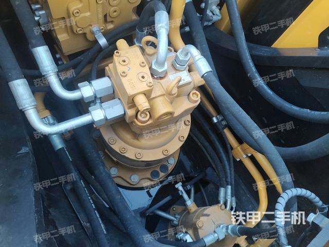 回轉(zhuǎn)馬達(dá)（上車部件）