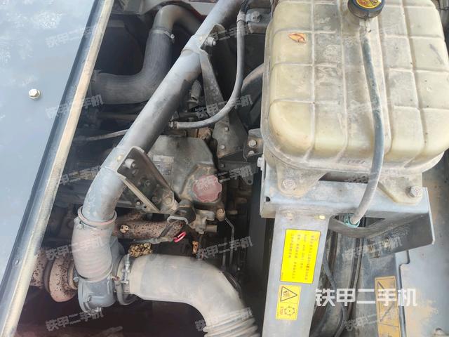 發(fā)動機室(上車部件) 發(fā)動機室(上車部件)