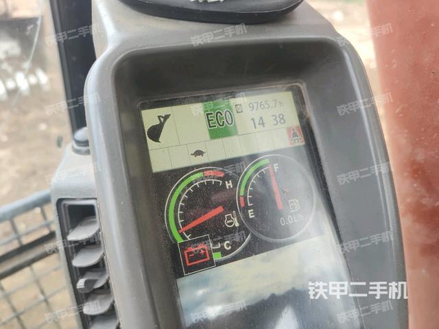 小時表(駕駛室部分) 小時表(駕駛室部分)