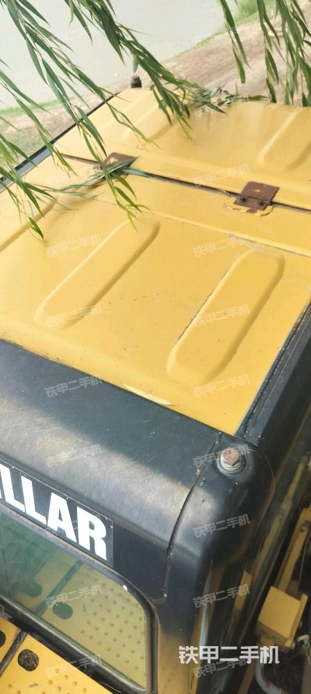 駕駛室頂部（整機(jī)外觀）