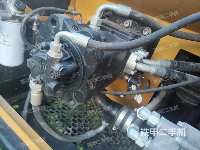 液壓泵室（大件艙室）