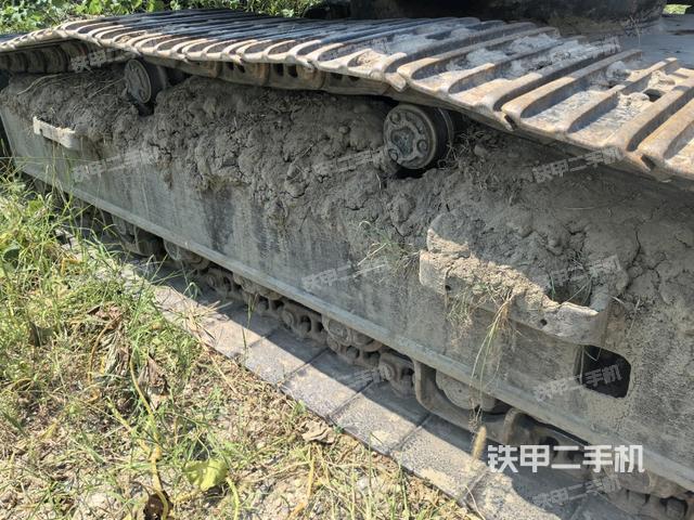 右驅(qū)動(dòng)輪（行走機(jī)構(gòu)）