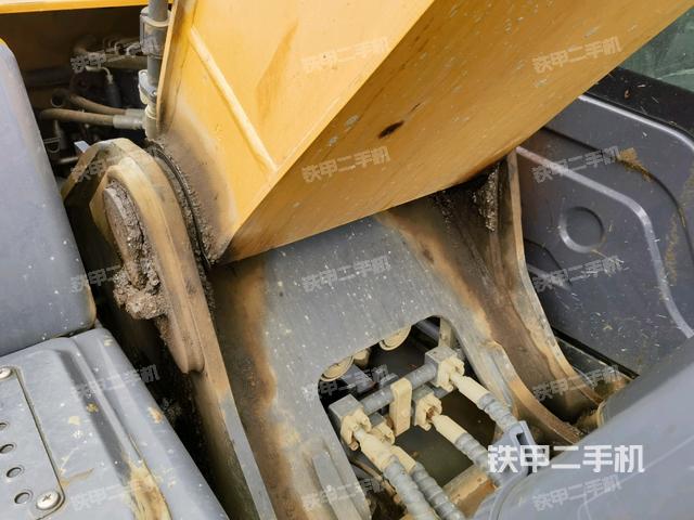 大臂根部 斜视（工作和回转装置）