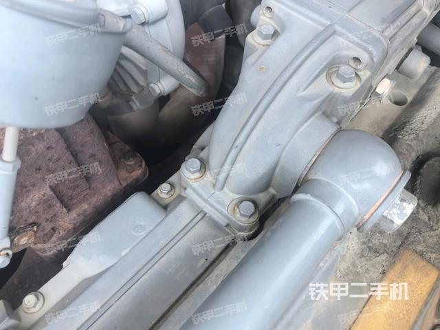 氣門室蓋螺絲特寫（上車部件）