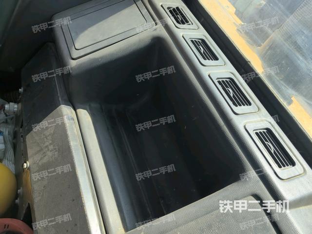 座椅后部（駕駛室部分）