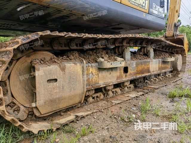 右侧履带整体（行走机构）