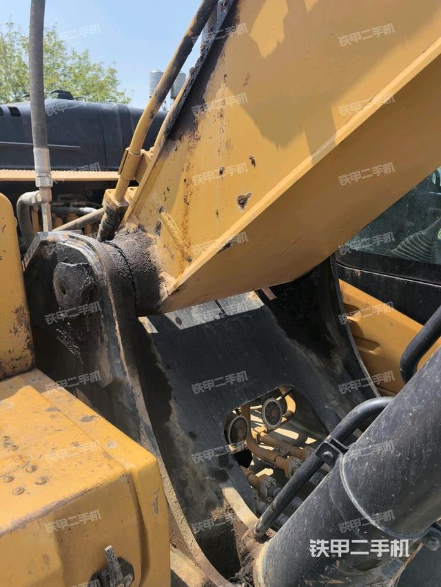 大臂根部?斜視（工作和回轉(zhuǎn)裝置）